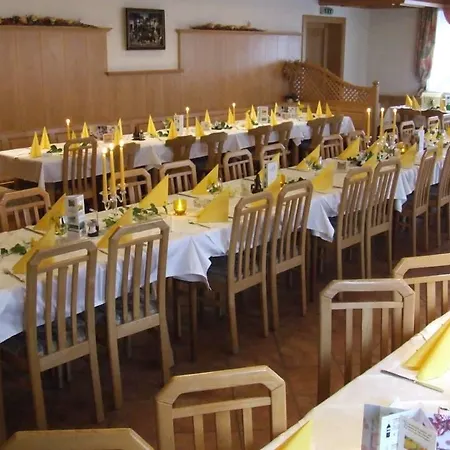 Steinerwirt بيت ريفي Heimhausen